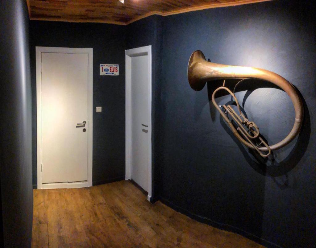 B&B Music City Wibrin Exteriér fotografie